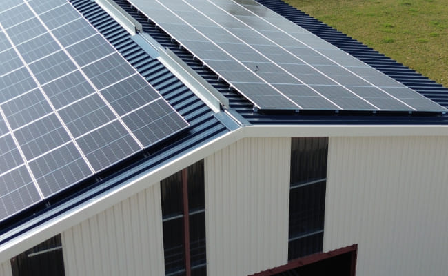 Hangar agricole et bâtiments de ferme à Mirandol Bourgnounac